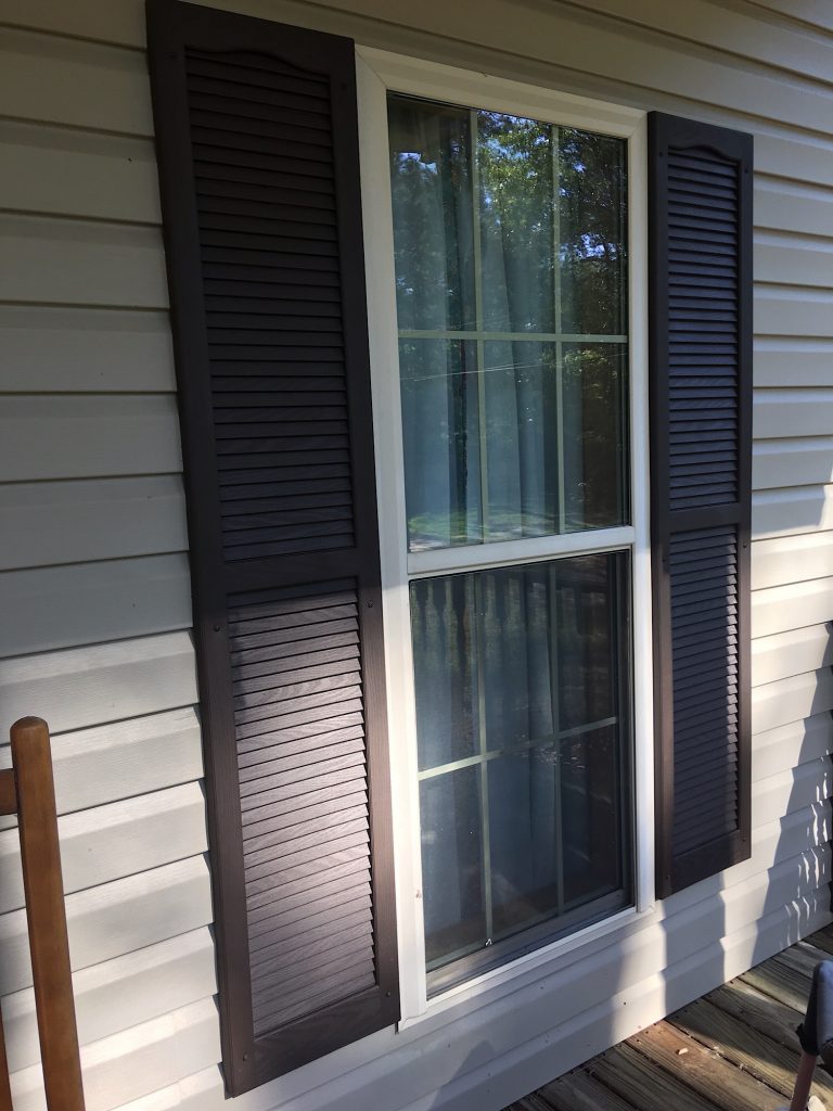 can you paint shutters, how to paint shutters, painted shutters, spray paint